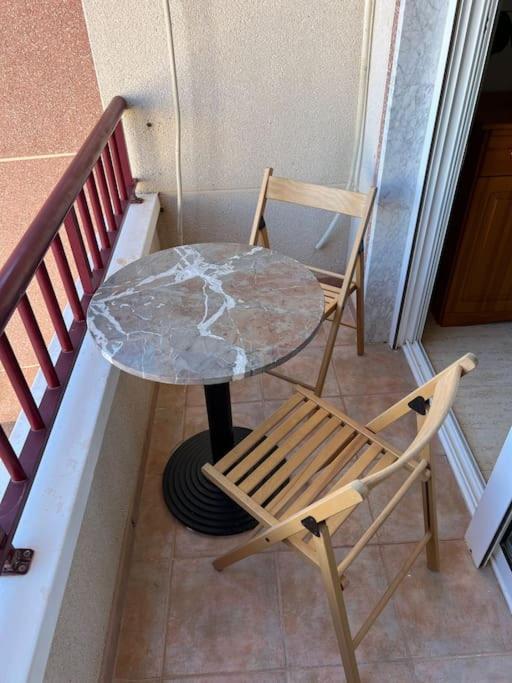Bonito Piso Al Lado Del Mar! Apartamento La Mariña Exterior foto